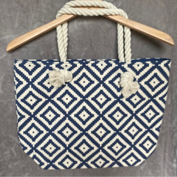 🎉NWOT Summer & Rose Canvas Tote🎉, Navy/Cream - Picture 2 of 6
